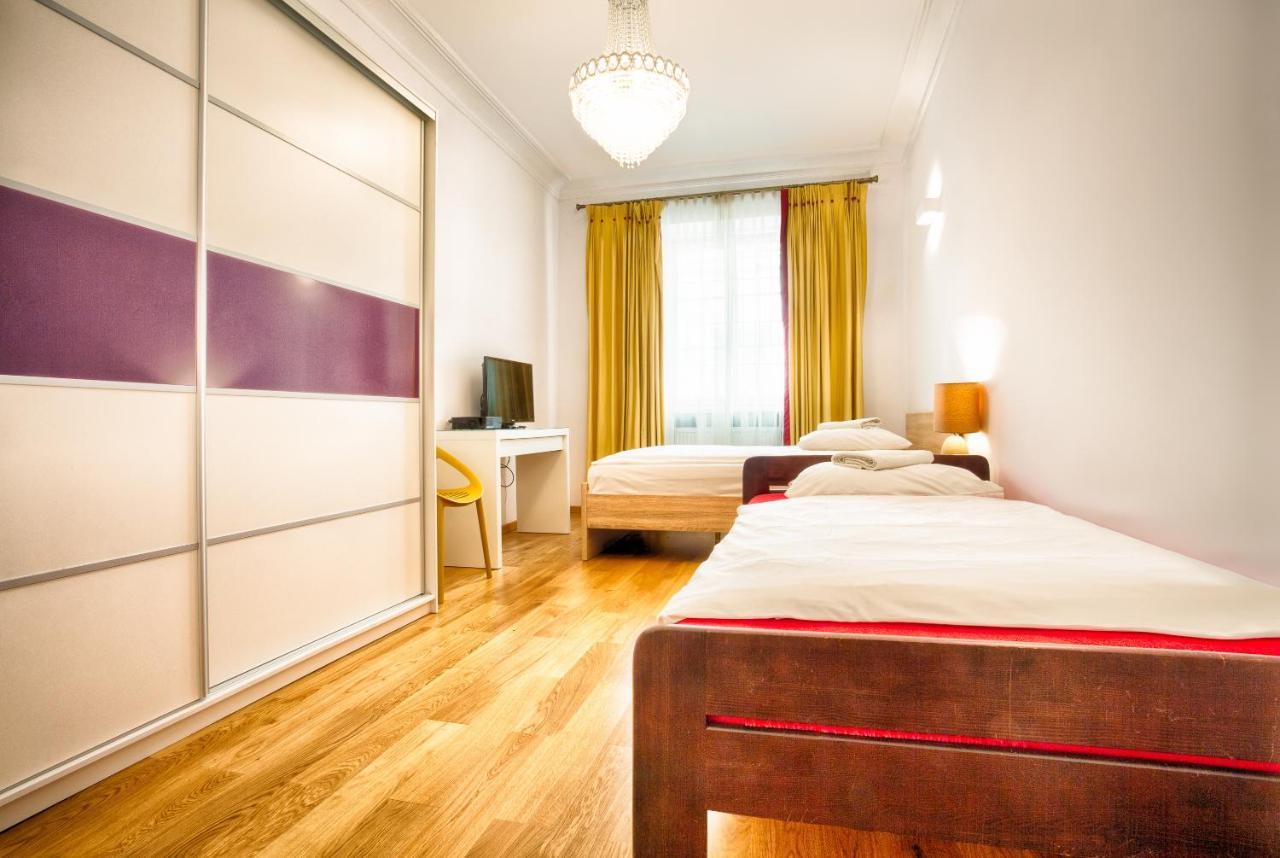 Old Town Kanonia Apartments Варшава Екстериор снимка